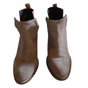 Diba True Steppin Free Beige Leather & Taupe Suede Cutaway Ankle Boots Size 11